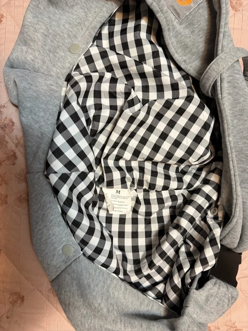 Tomkas Pet Sling Carrier Size Medium – Gray Checkered Hands-Free Travel Bag